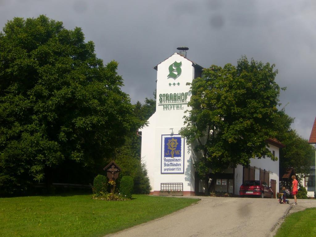 Hotel Strasshof Pfaffenhofen an der Ilm Zewnętrze zdjęcie