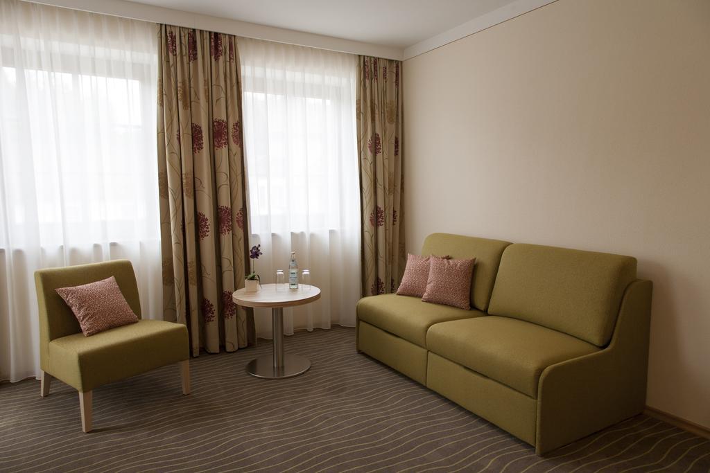 Hotel Strasshof Pfaffenhofen an der Ilm Pokój zdjęcie